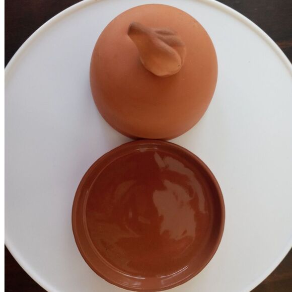 Vintage Terracotta Garlic Keeper - Picture 2 of 3